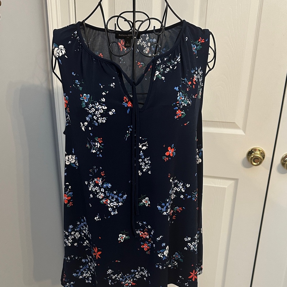 Floral Sleeveless Top - Navy Blue